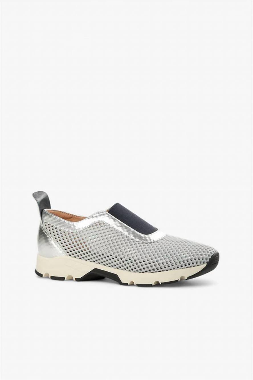 NEW ALL BLACK women's amazing combo shoes in off-white